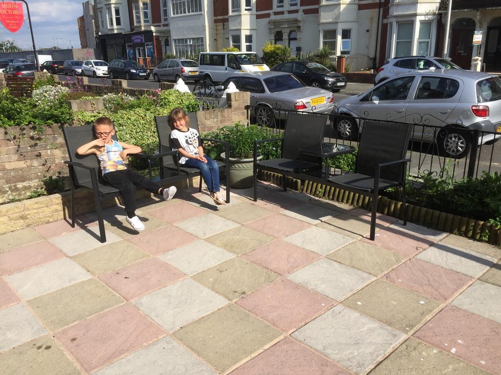 Phillips Apartments Blackpool Luaran gambar