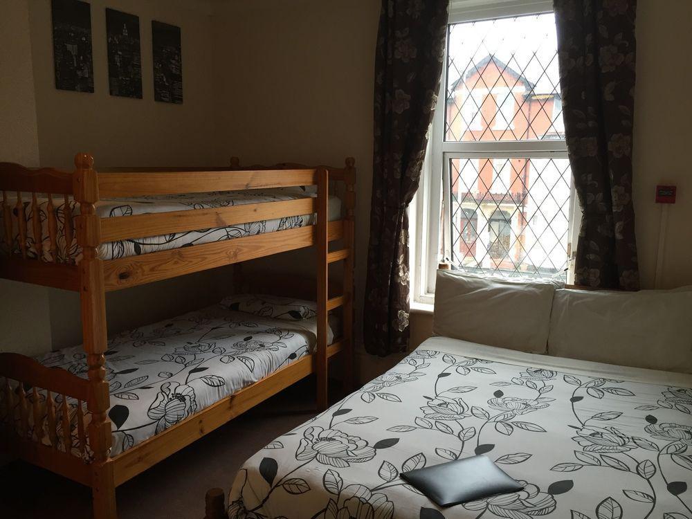 Phillips Apartments Blackpool Luaran gambar